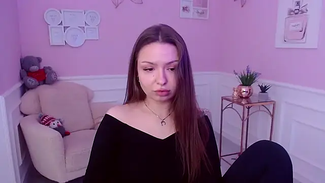 Snapshot of LucySkilar chatting on 01-27-25, 07:35 LucySkilar online show from 01-27-25, 07:35