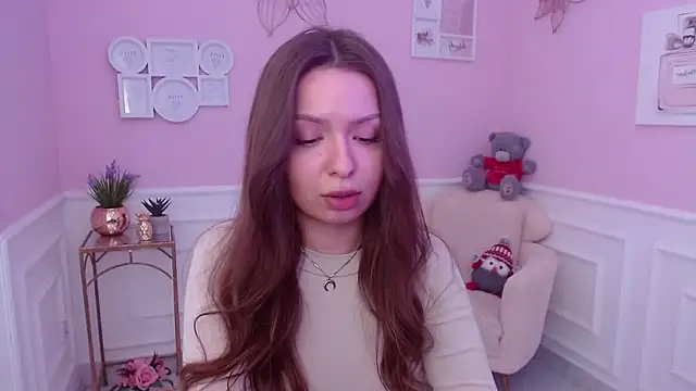 Snapshot of LucySkilar chatting on 02-02-25, 09:07 LucySkilar online show from 02-02-25, 09:07