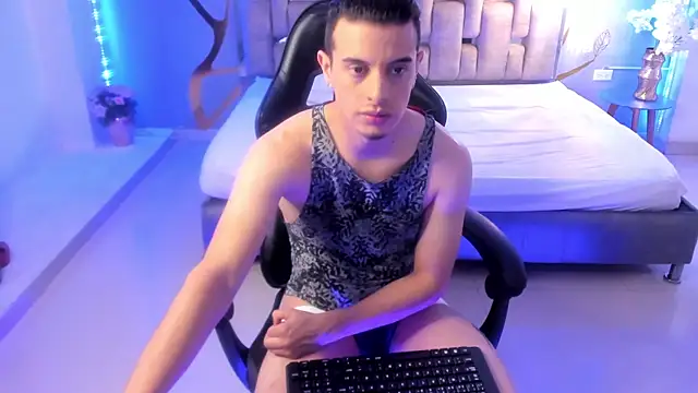 Maximo   online show from 09-19-25, 09:41