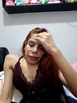 Snapshot of KyKa02 chatting on 12-09-24, 01:18 KyKa02 online show from 12-09-24, 01:18