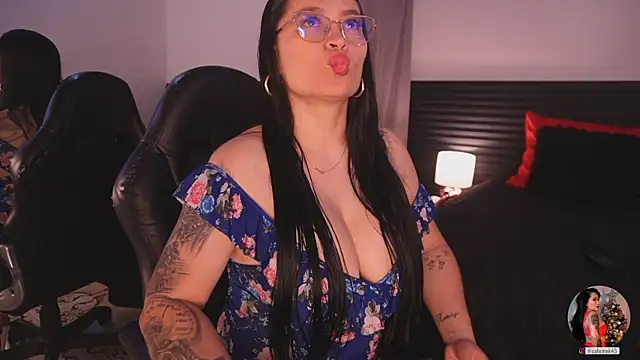 leslie k online show from 12-17-25, 10:42