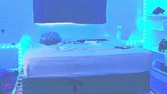 Snapshot of THICKwithDICKK chatting on 12-14-24, 10:28 THICKwithDICKK online show from 12-14-24, 10:28