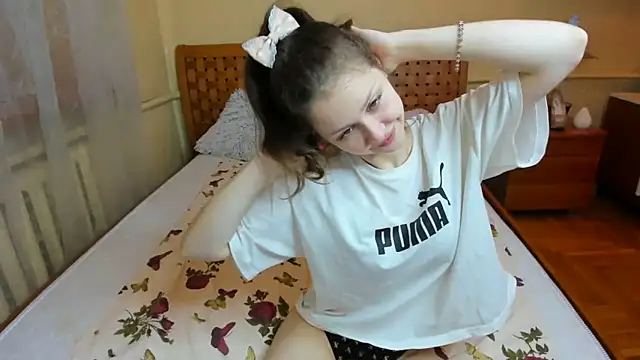 AfinaCutie online show from 12-01-25, 01:56