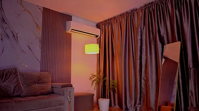 HannaByron online show from 03-13-26, 03:33