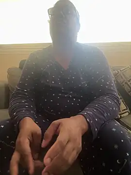 ebonyred online show from 12-20-25, 03:04