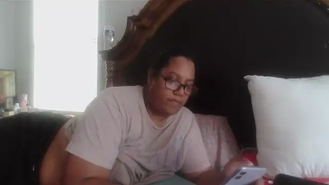 ebonyred online show from 03-28-26, 07:48