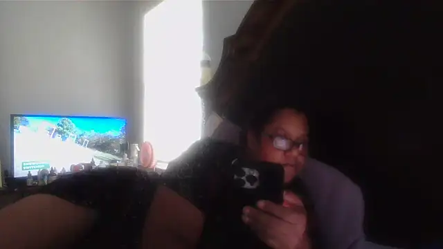 Snapshot of ebonyred chatting on 07-18-26, 03:20 ebonyred online show from 07-18-26, 03:20