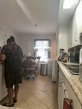 ebonyred online show from 10-21-25, 12:59