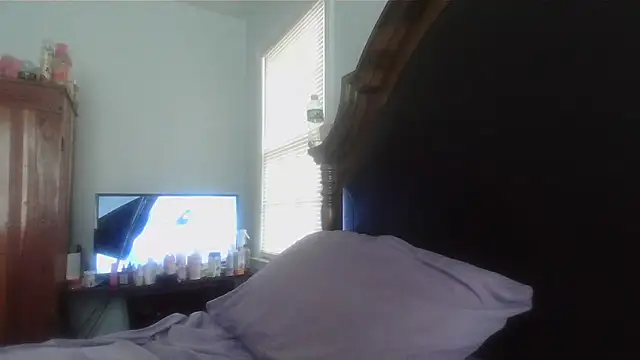 ebonyred online show from 05-01-26, 01:27
