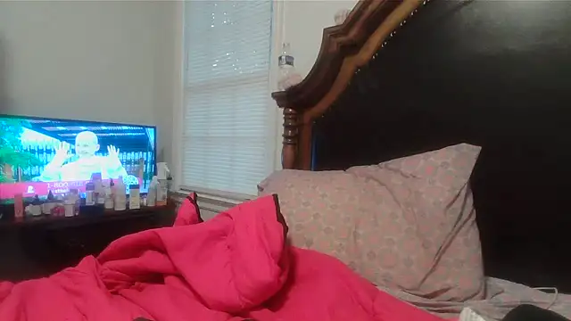 ebonyred online show from 04-05-26, 10:49