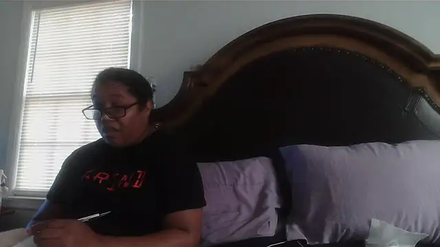 ebonyred online show from 02-19-26, 10:29