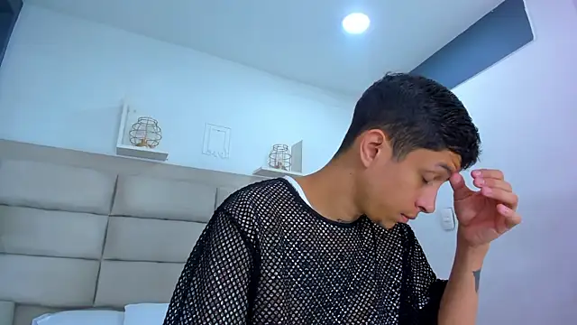 AgarEvans online show from 12-22-25, 04:01