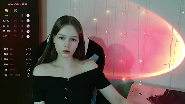 amelia sweeti online show from 10-30-25, 09:55