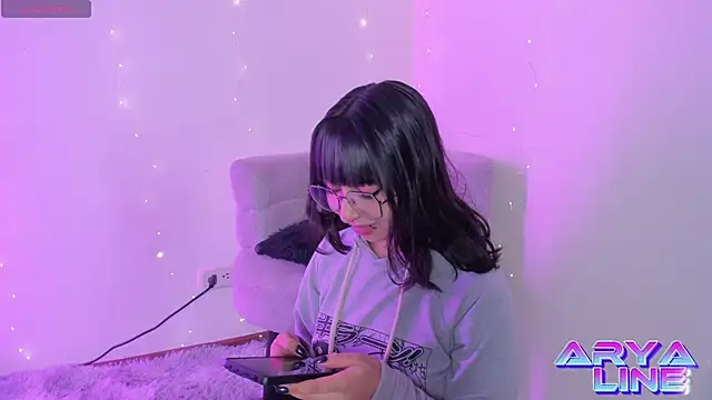 arysUwU online show from 06-11-26, 03:03