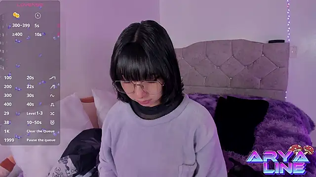 arysUwU online show from 09-18-25, 01:08