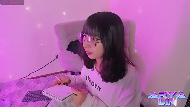 arysUwU online show from 06-26-26, 02:50