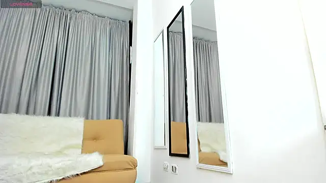 mariiana murillo01 online show from 11-09-25, 12:20