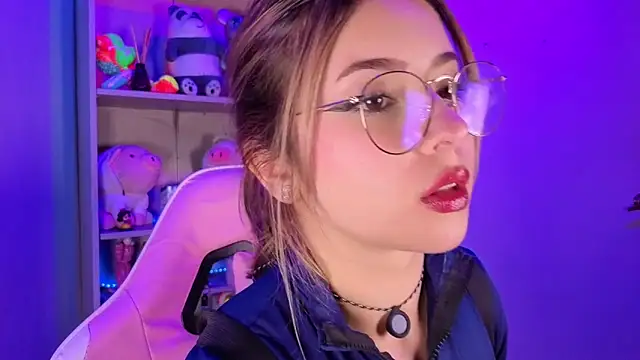 EmilyMiller  online show from 05-08-26, 03:05
