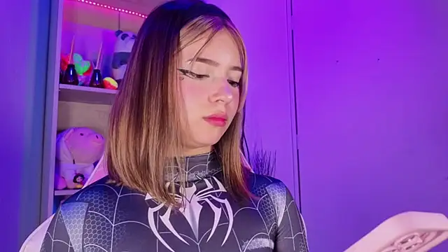 EmilyMiller  online show from 02-28-26, 04:17