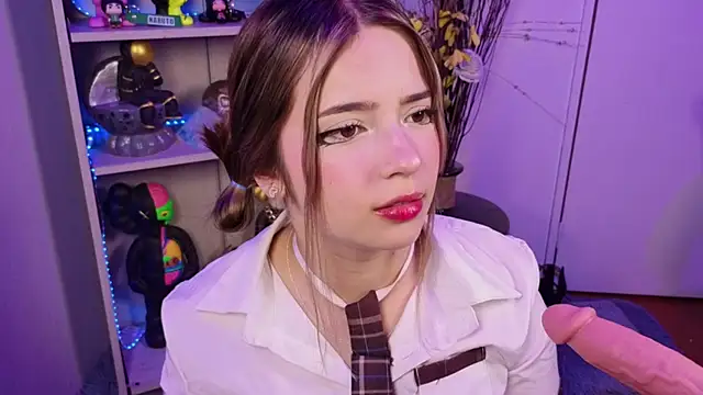 EmilyMiller  online show from 03-11-26, 04:12