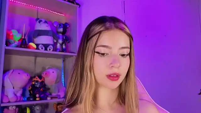 EmilyMiller  online show from 02-02-26, 04:06