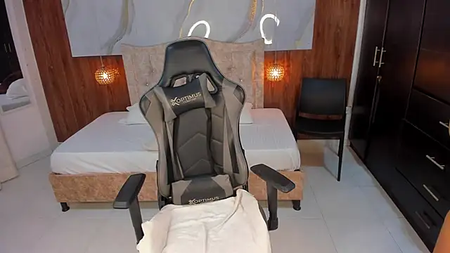 mia 18v online show from 02-04-26, 08:04