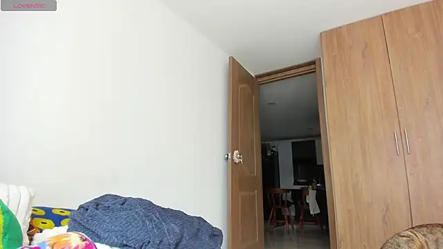 cheryl blossom69 online show from 11-16-25, 05:17