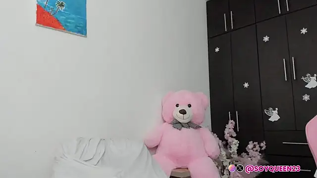 Soyqueen online show from 09-21-25, 04:12