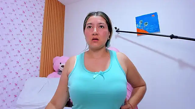 Soyqueen online show from 05-04-26, 04:38