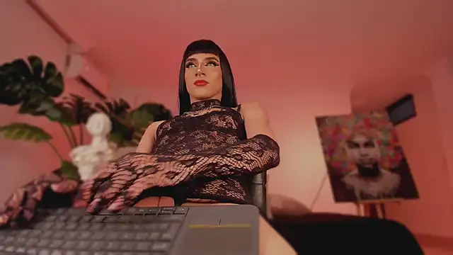 Taylor  foxxx online show from 03-21-25, 04:06