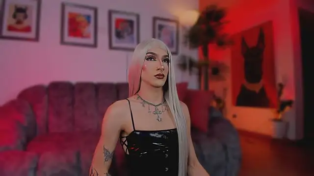 Taylor  foxxx online show from 06-11-26, 05:26