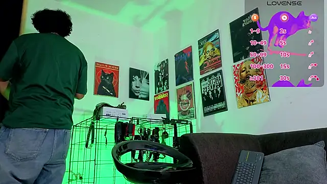 GaelOconner online show from 10-22-25, 03:17