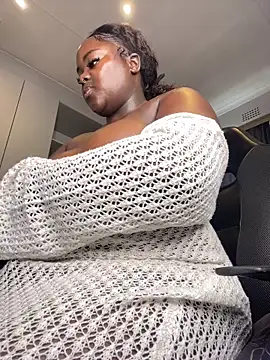 Honeycoco0211 online show from 04-11-26, 07:45