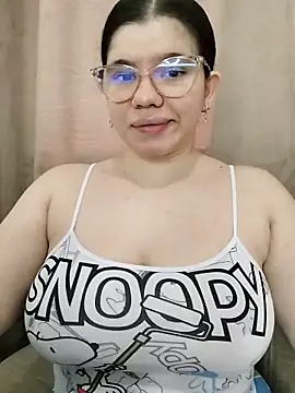 Danzel1105 online show from 11-28-25, 02:39