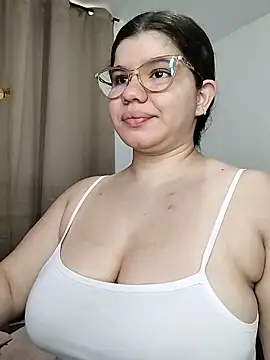 Danzel1105 online show from 06-12-26, 11:52