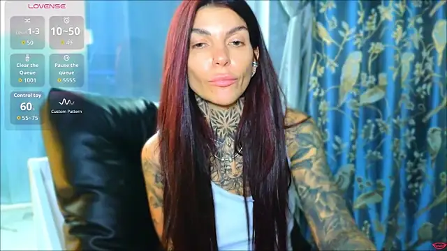 Snapshot of tattooedBabyy chatting on 04-26-26, 10:01 tattooedBabyy online show from 04-26-26, 10:01