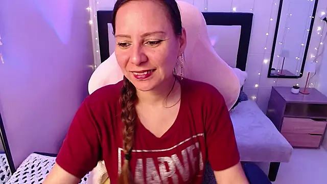 camila delarosa online show from 07-22-26, 05:15