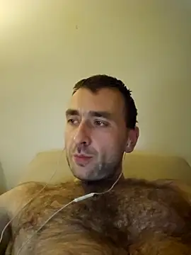 Snapshot of TIGERRR86 chatting on 10-24-25, 11:37 TIGERRR86 online show from 10-24-25, 11:37