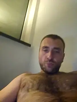 Snapshot of TIGERRR86 chatting on 09-08-25, 11:04 TIGERRR86 online show from 09-08-25, 11:04