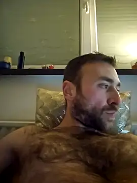 Snapshot of TIGERRR86 chatting on 12-14-24, 05:03 TIGERRR86 online show from 12-14-24, 05:03