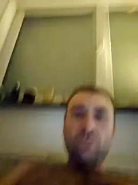 Snapshot of TIGERRR86 chatting on 02-06-25, 09:38 TIGERRR86 online show from 02-06-25, 09:38