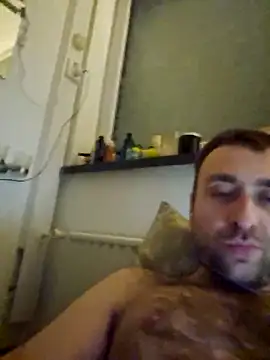 Snapshot of TIGERRR86 chatting on 02-13-25, 11:58 TIGERRR86 online show from 02-13-25, 11:58