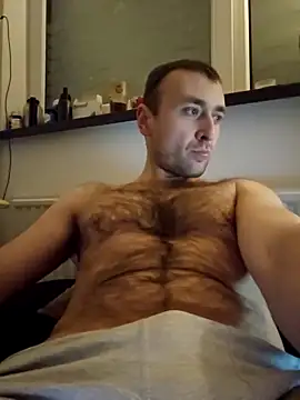 Snapshot of TIGERRR86 chatting on 02-04-25, 08:38 TIGERRR86 online show from 02-04-25, 08:38