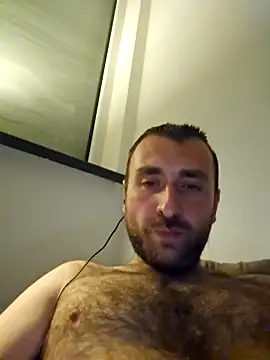 Snapshot of TIGERRR86 chatting on 09-24-25, 10:38 TIGERRR86 online show from 09-24-25, 10:38