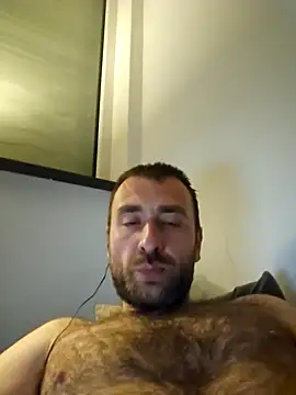 Snapshot of TIGERRR86 chatting on 09-27-25, 12:28 TIGERRR86 online show from 09-27-25, 12:28