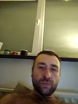 Snapshot of TIGERRR86 chatting on 02-23-25, 09:26 TIGERRR86 online show from 02-23-25, 09:26