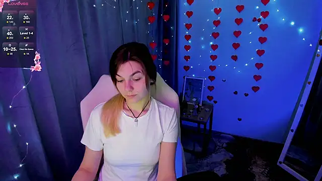 Sweet me  online show from 04-10-26, 05:47