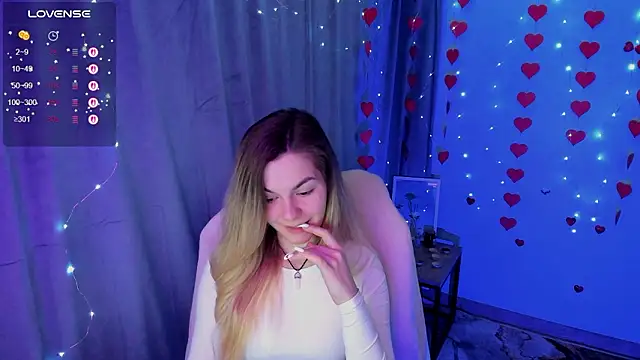 Sweet me  online show from 02-19-26, 06:43