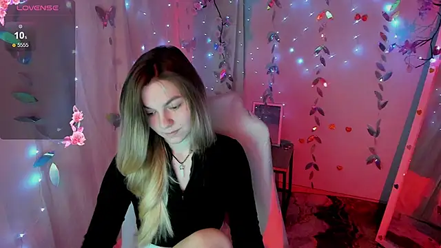 Sweet me  online show from 05-15-26, 06:00