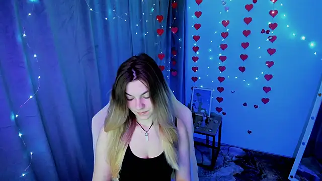 Sweet me  online show from 04-12-26, 05:54